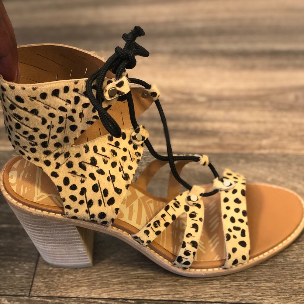 Brand New! 🔥 Dolce Vita Calf Hair Sandal